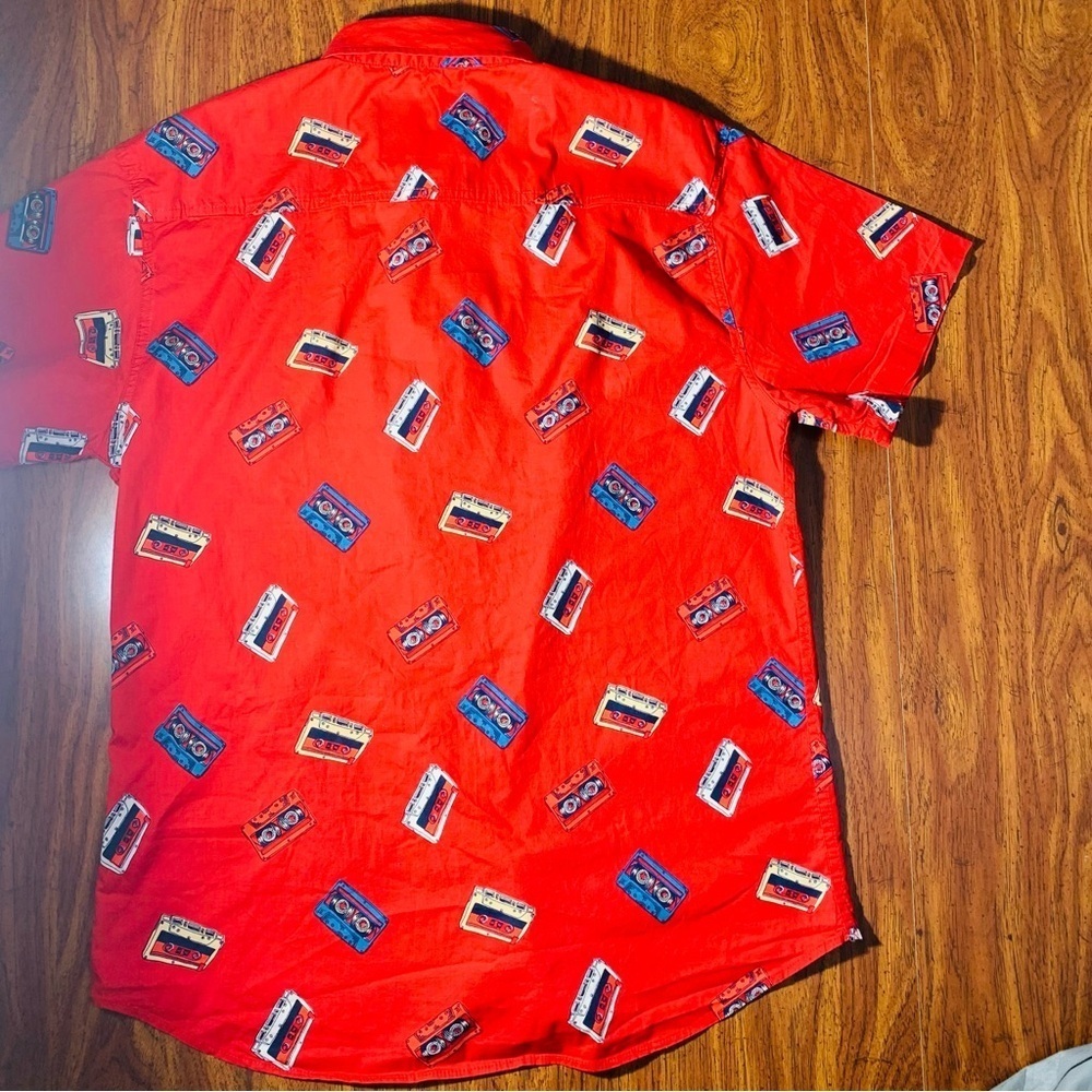 Retro Design Five Points Red Graphic Men's Shirt Buttoned SZ Slim Fit Flex XL. - Picture 5 of 9